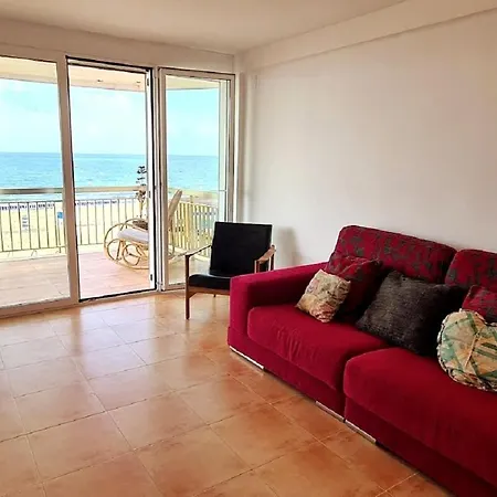 Apartment First Line Terrace Sea View